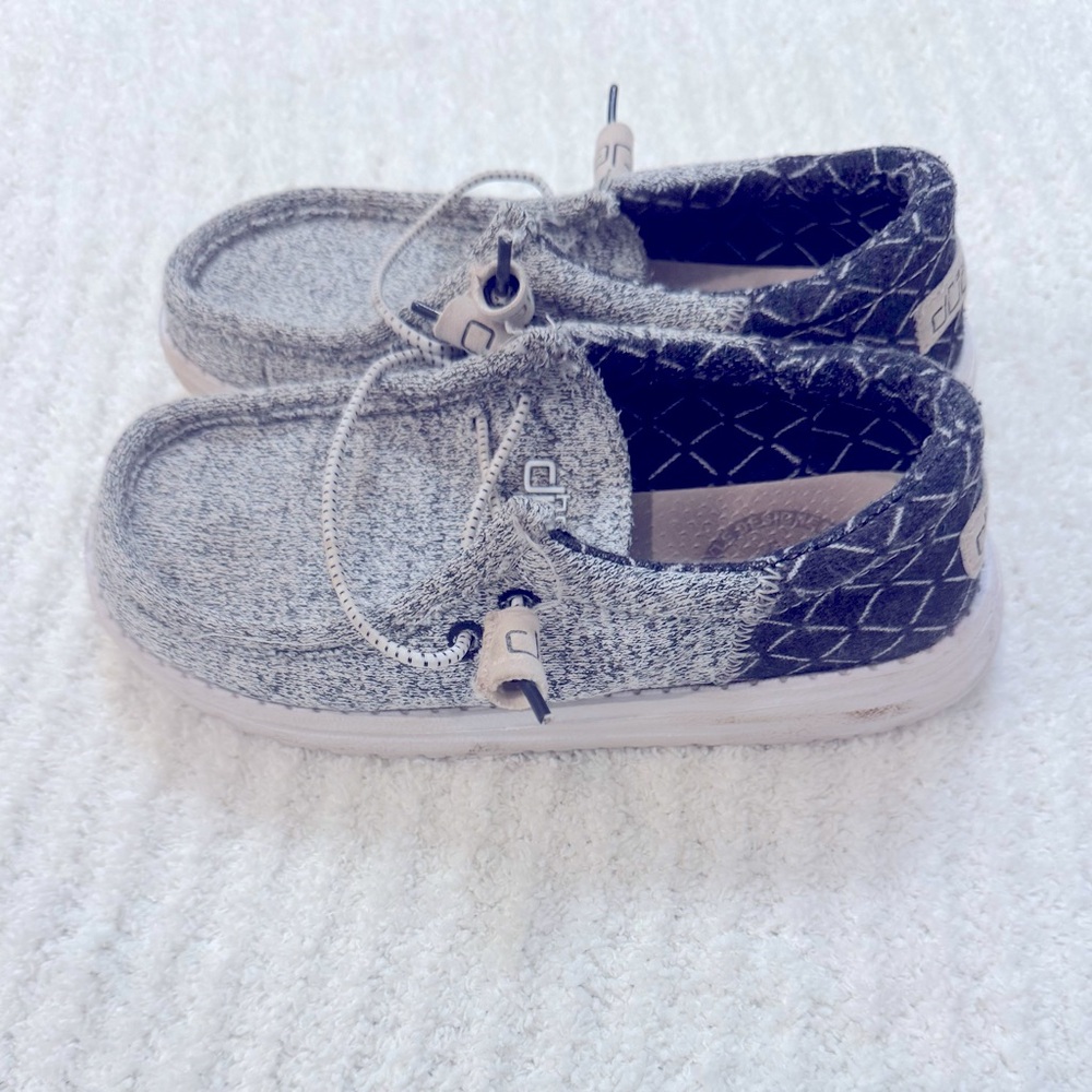 Youth Wally Funk shoe